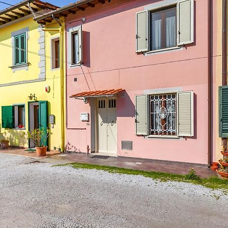 Pisa Airport Comfy Apartment - Private Parking Eksteriør bilde